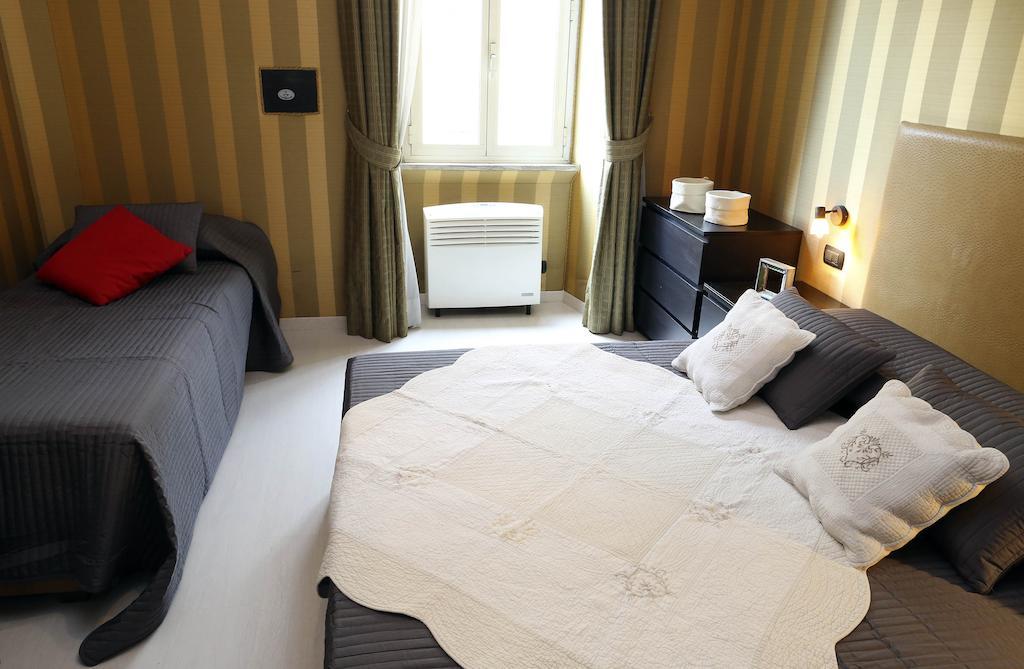 Caracciolo Guest House Rome Bagian luar foto