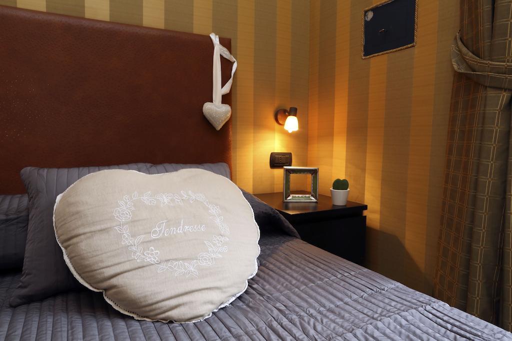 Caracciolo Guest House Rome Ruang foto